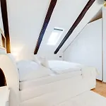 Wenceslas Square Royal Apartment Prag