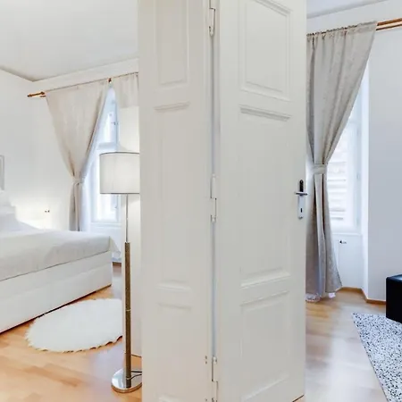 Wenceslas Square Royal Apartament